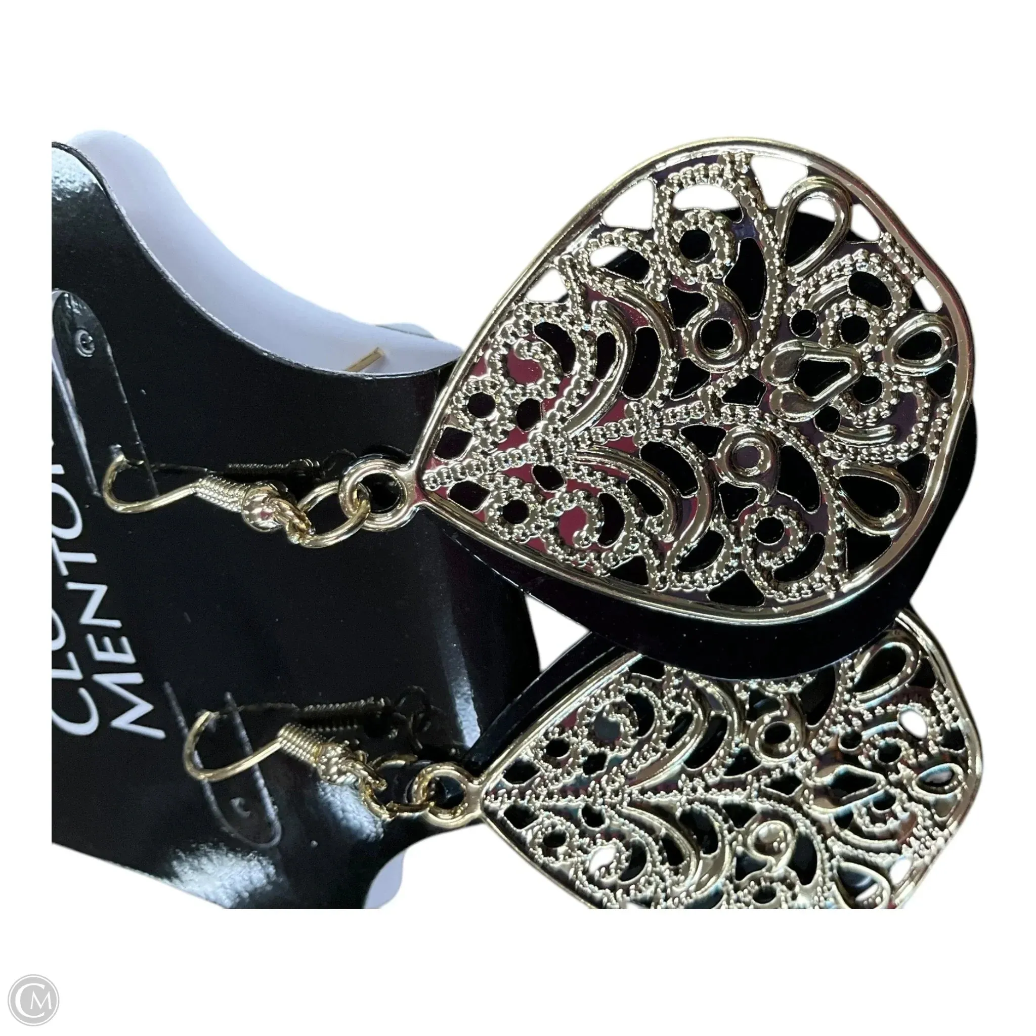 Earrings Dangle/drop By Clothes Mentor
