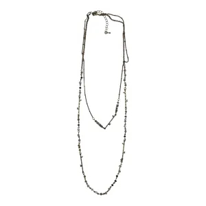 Necklace Layered By Clothes Mentor In Gold