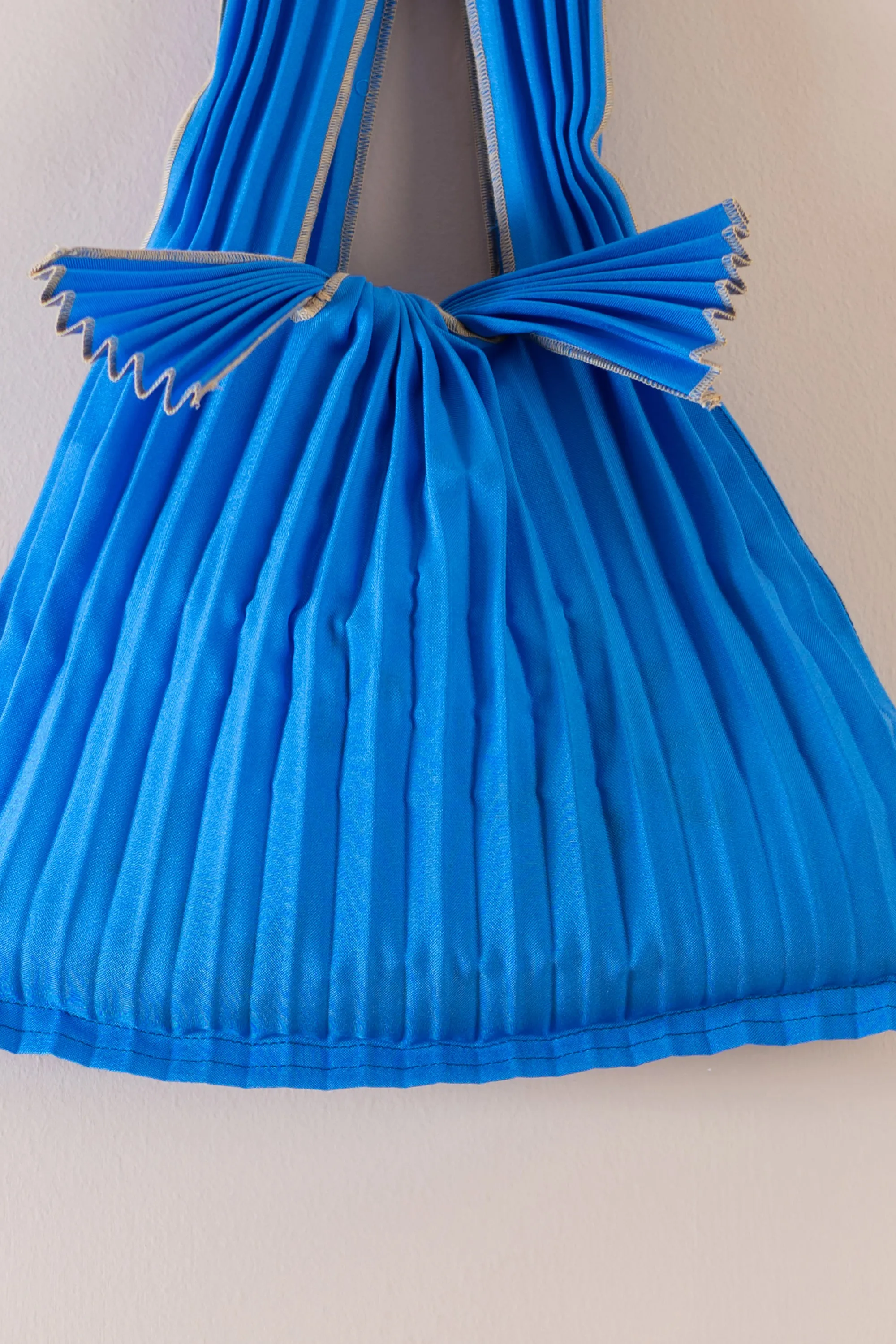 Vertical Pleated Mini Tote Bag - Blue