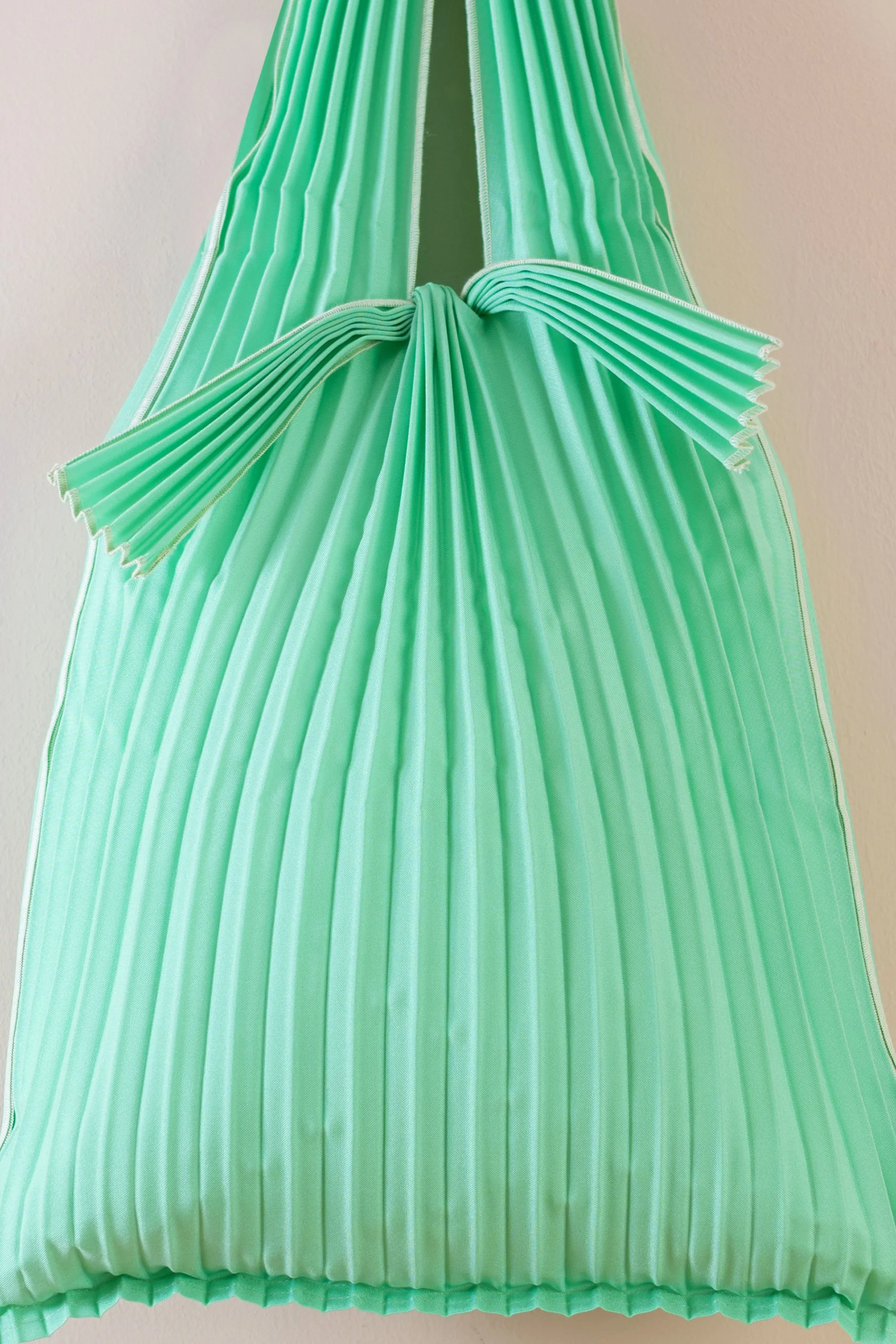 Vertical Pleated Small Tote Bag - Mint